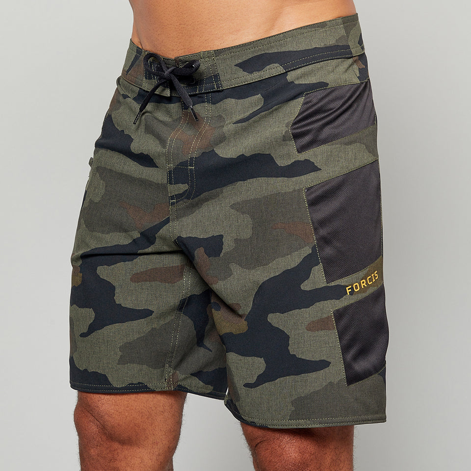 Forcis Mens Camo Polyester Boardshorts Side Panel Detail On Model.