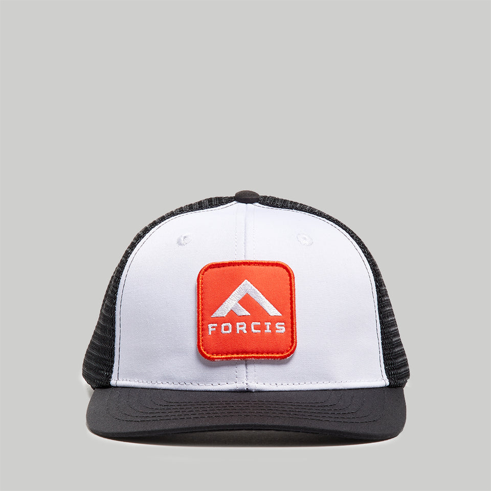 Forcis Mens Poly Cotton Trucker Hat in White Black Front View